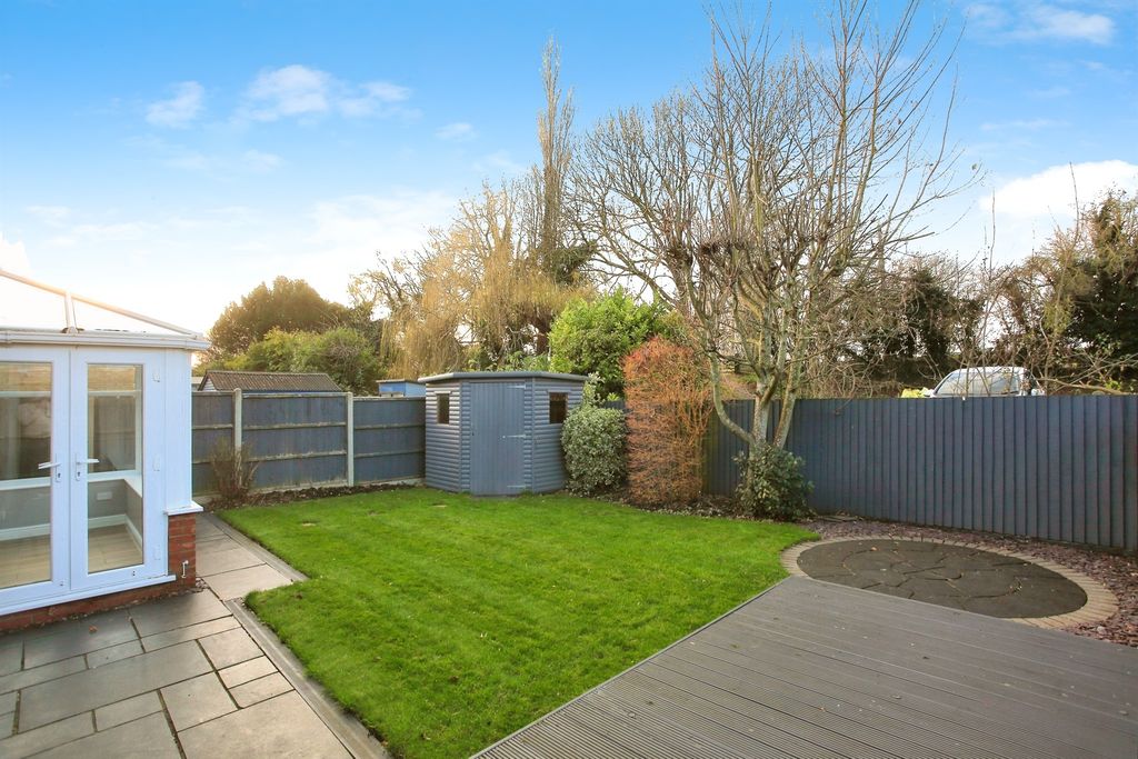 Property photo 3 of 27