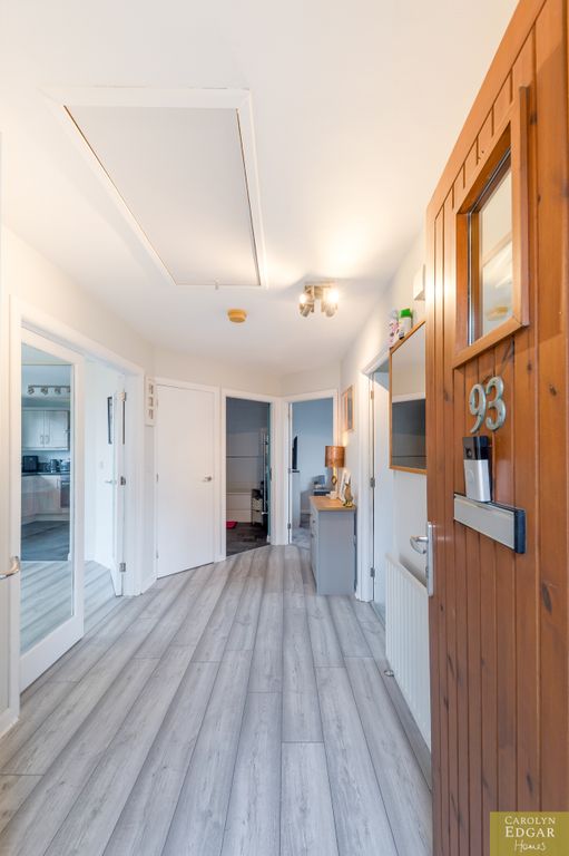 Property photo 3 of 25 009