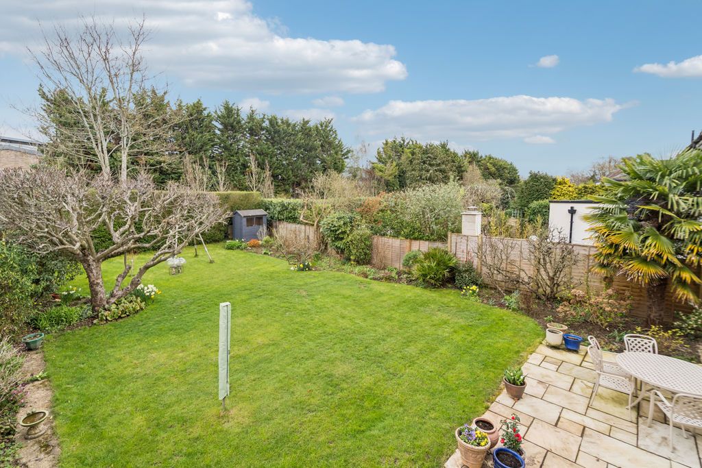 Property photo 2 of 17 Photo 10