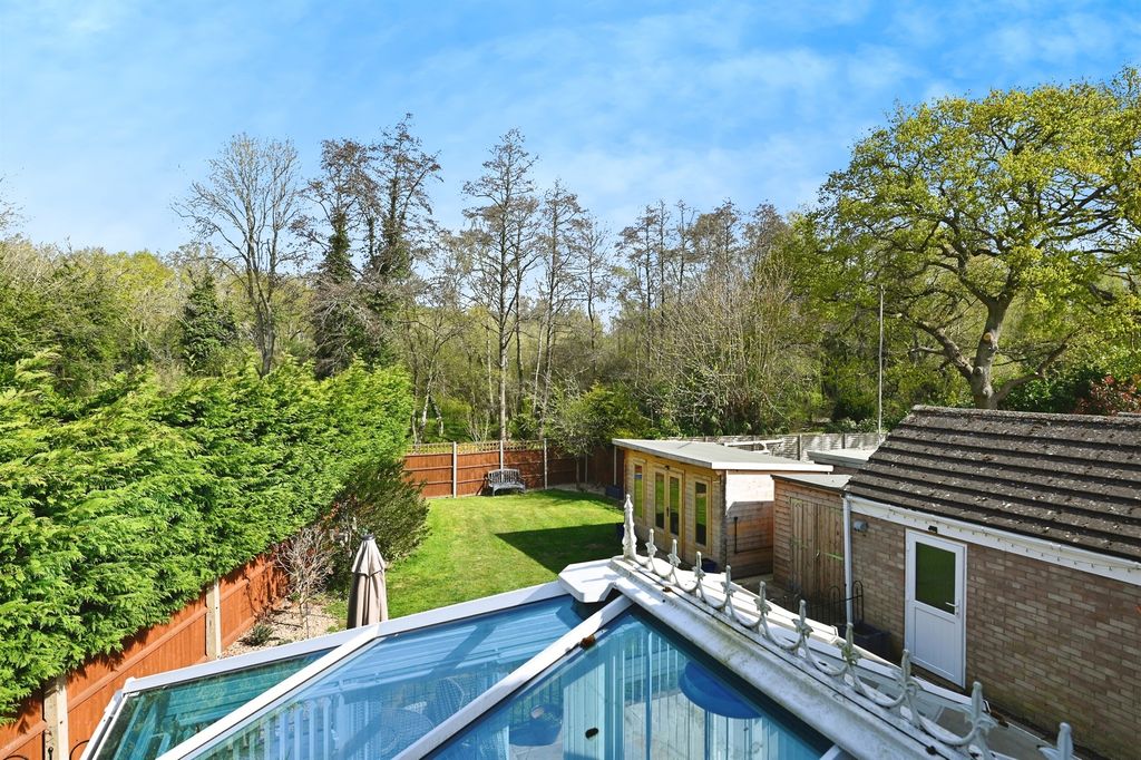 Property photo 2 of 17