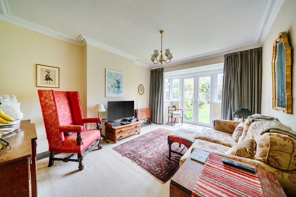 Property photo 2 of 14