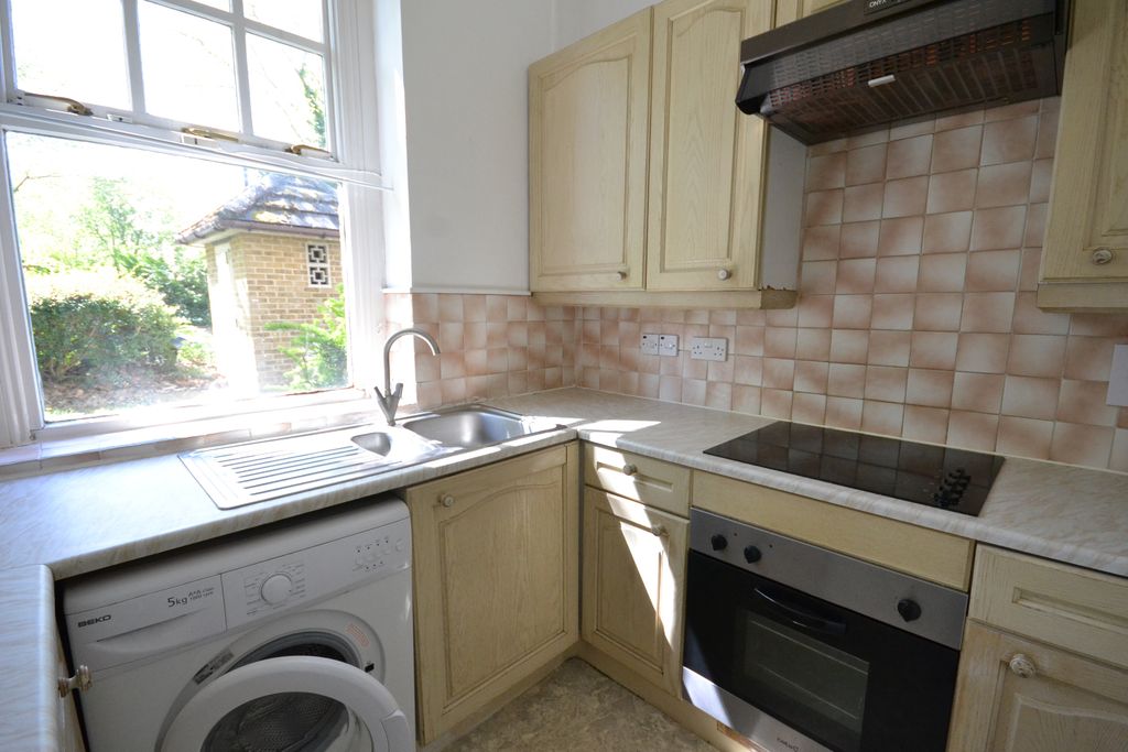 Property photo 3 of 8