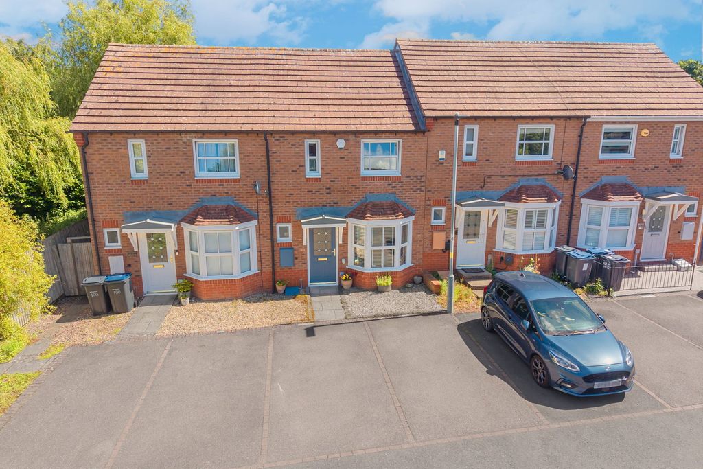 Property photo 2 of 19