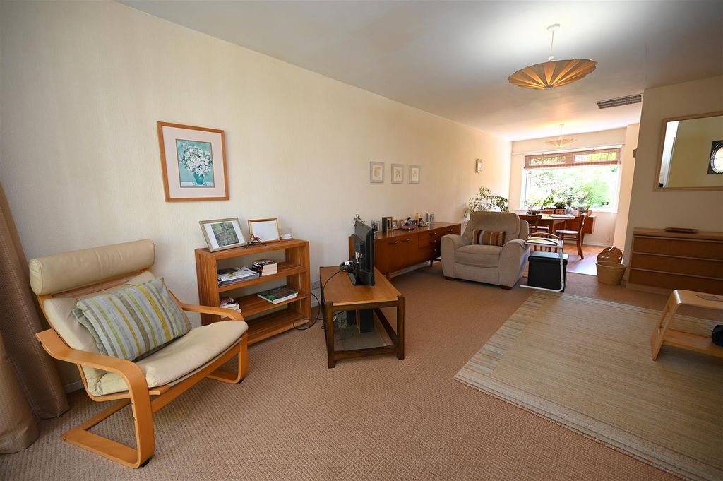 Property photo 3 of 21 Living Room1.Jpg