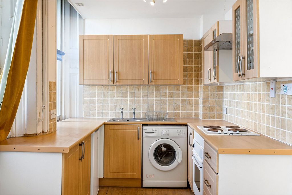 Property photo 2 of 13 Picture No. 08