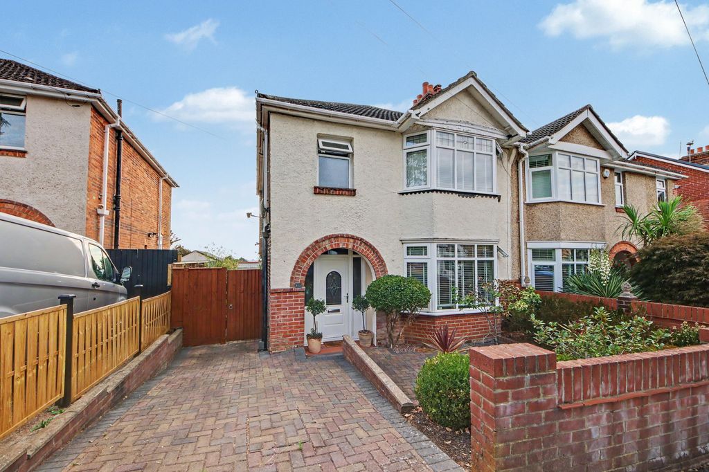 Property photo 1 of 19