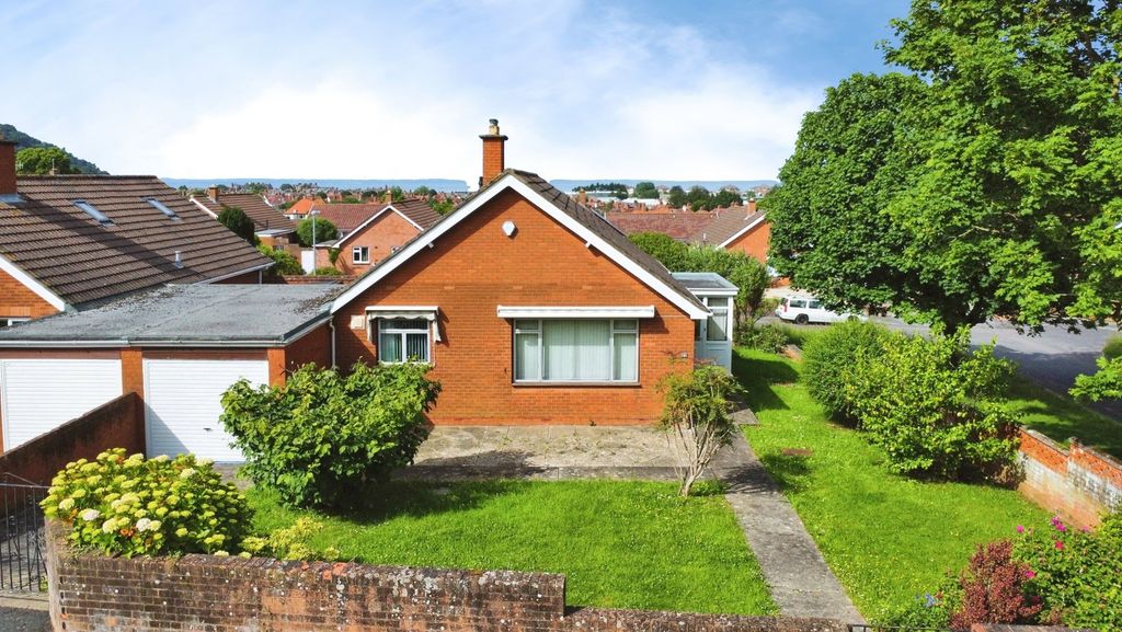 Property photo 1 of 27