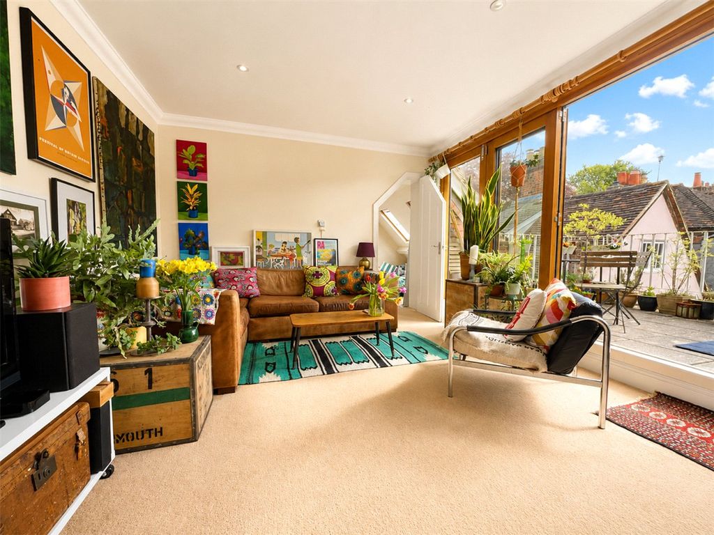 Property photo 2 of 10 Picture No. 25