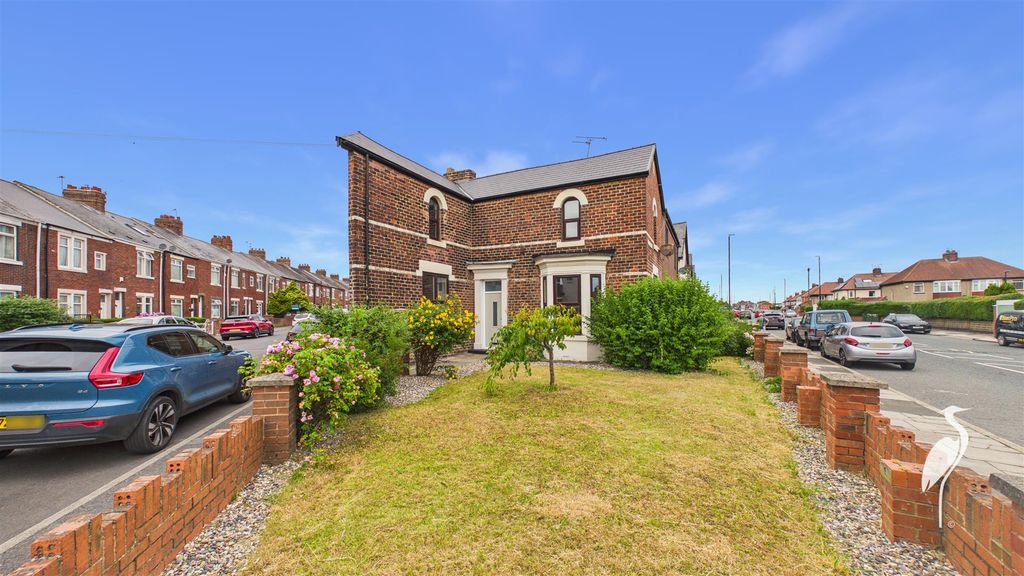 Property photo 1 of 37