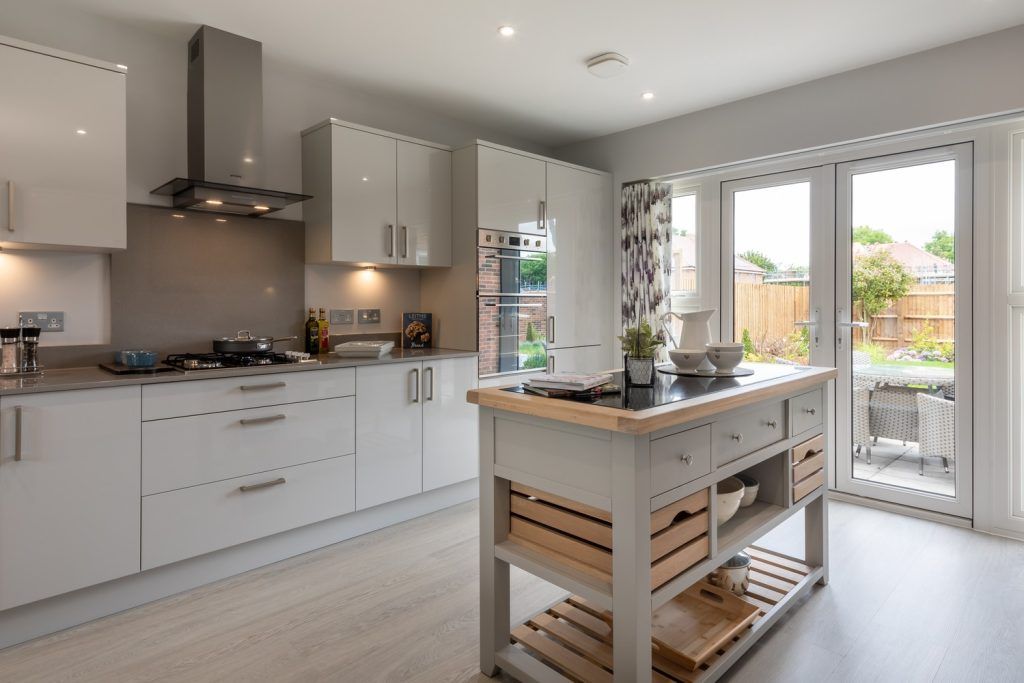 Property photo 3 of 12