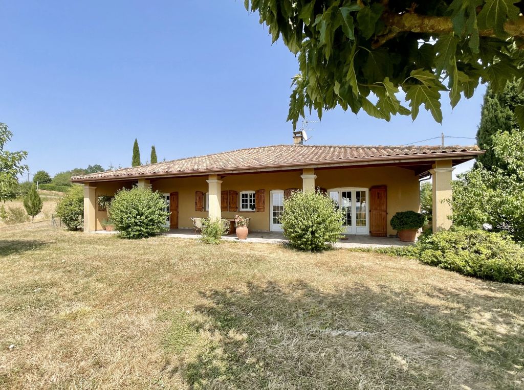 Property photo 1 of 19 Main Exterior View