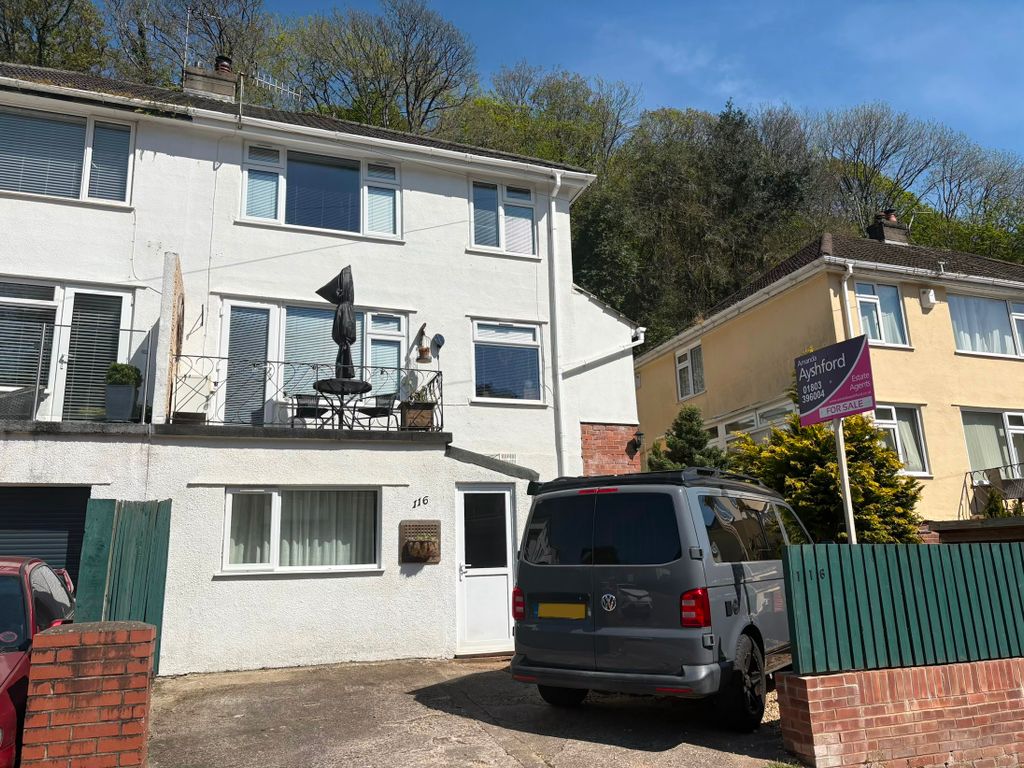 Property photo 1 of 25
