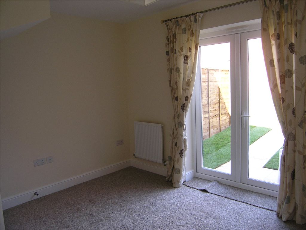 Property photo 2 of 7 Picture No. 02