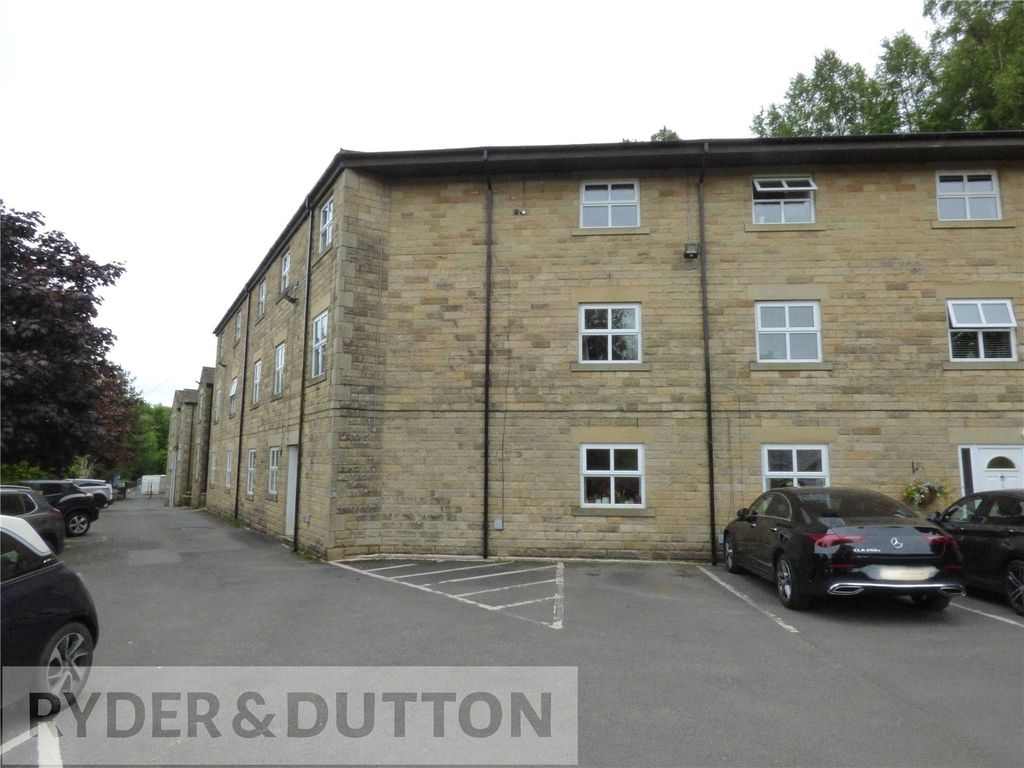 Property photo 1 of 15 External
