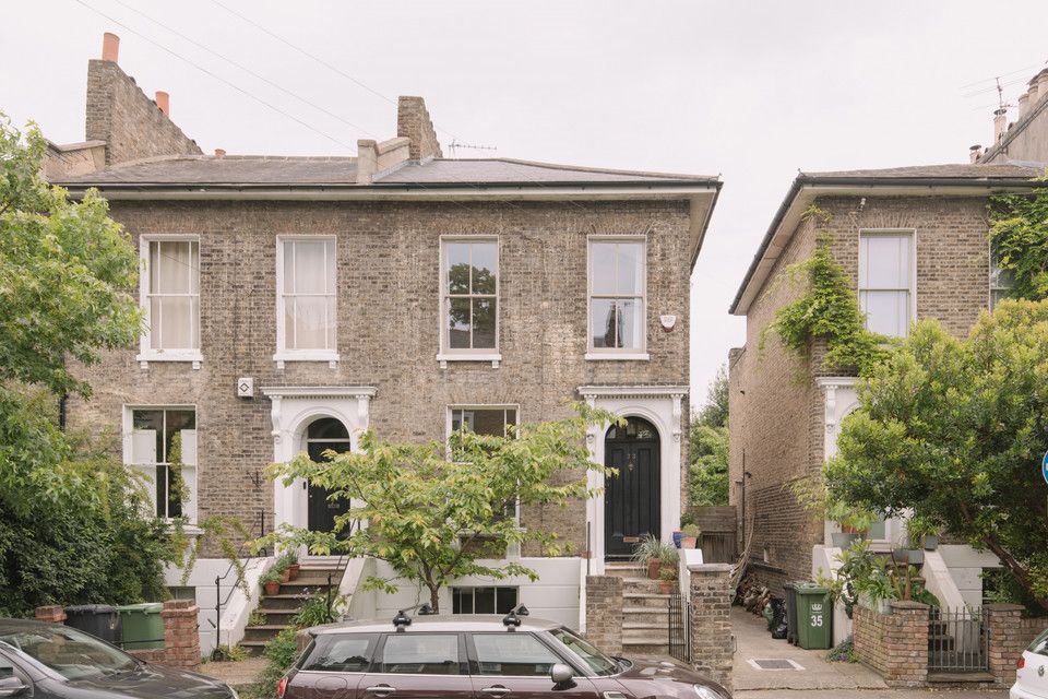 Property photo 1 of 32