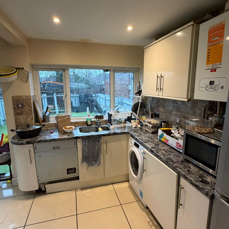 Property photo 2 of 9 Gallery