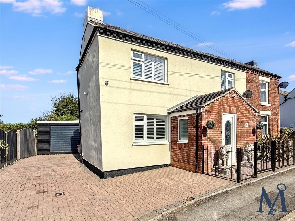 Property photo 1 of 30