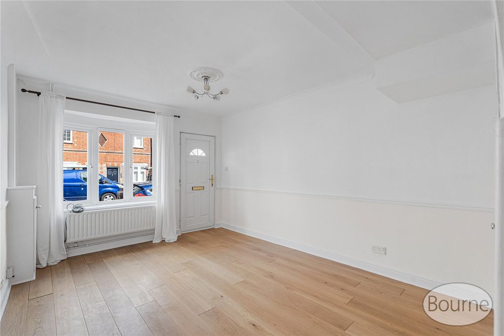 Property photo 2 of 13 Picture No. 32