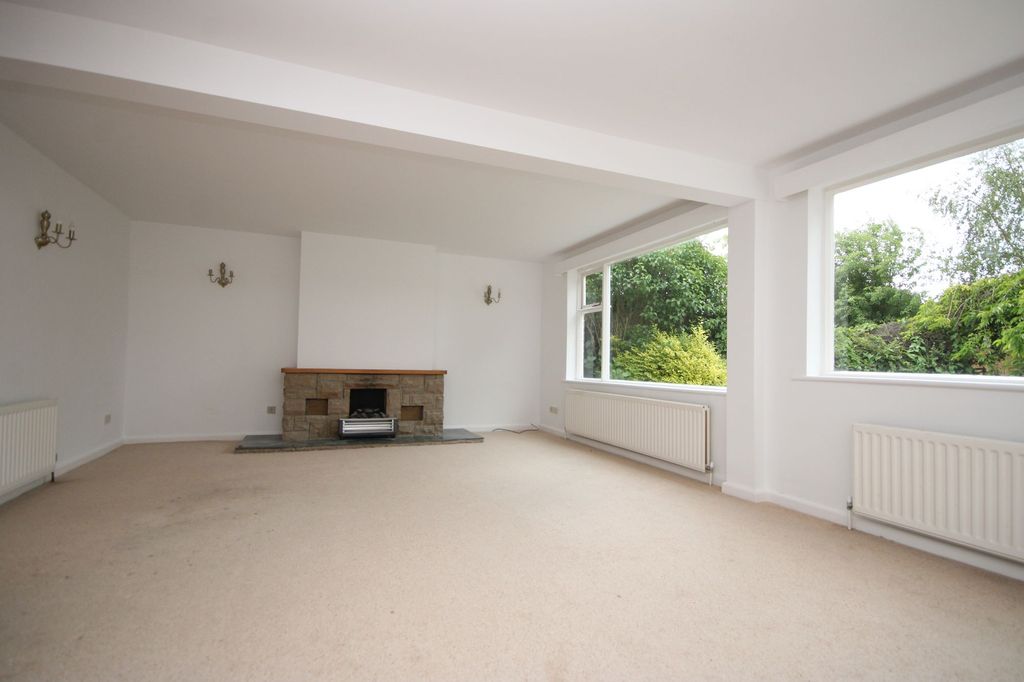 Property photo 2 of 13 Living Room