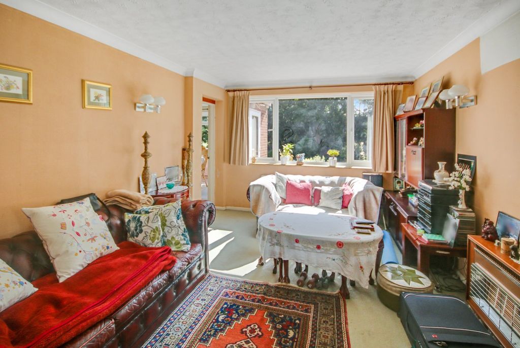 Property photo 3 of 13