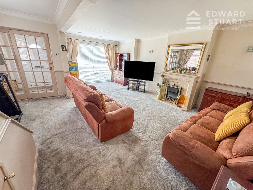 Property photo 2 of 13 Gallery