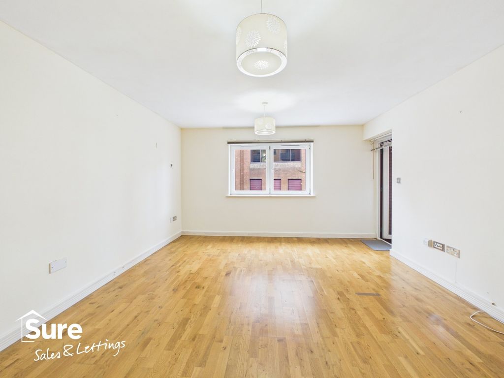 Property photo 3 of 23 5567064
