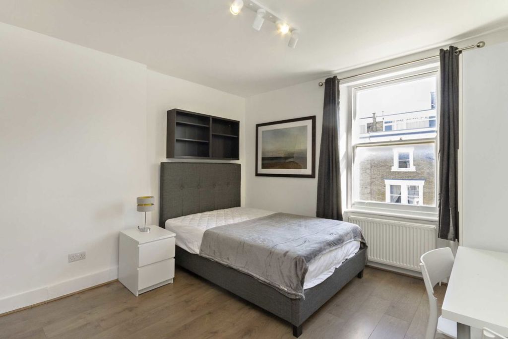 Property photo 2 of 4