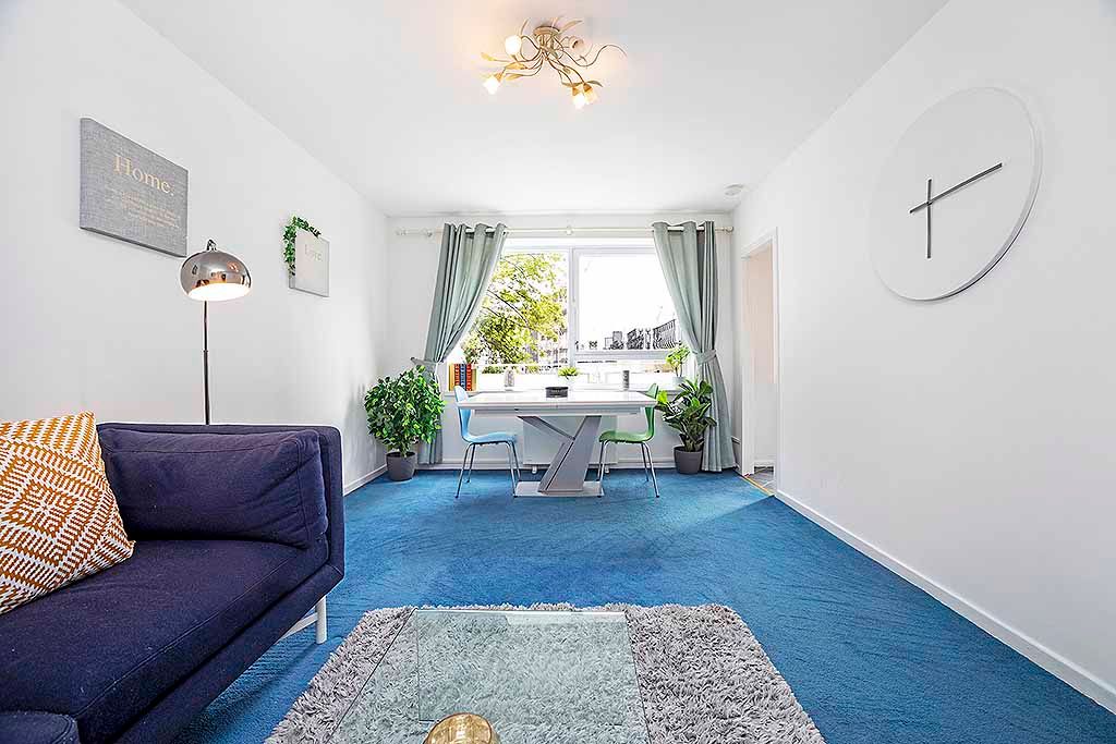 Property photo 3 of 12