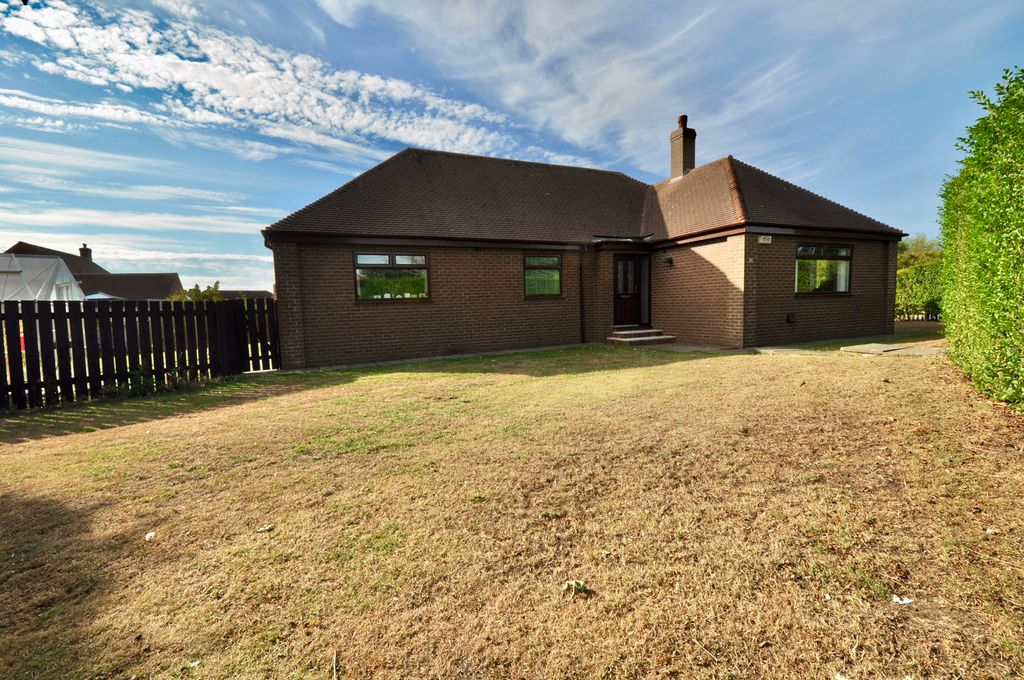 Property photo 1 of 41