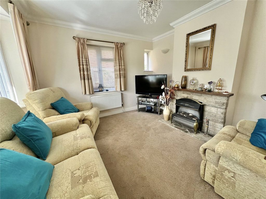 Property photo 3 of 13 Picture No. 04