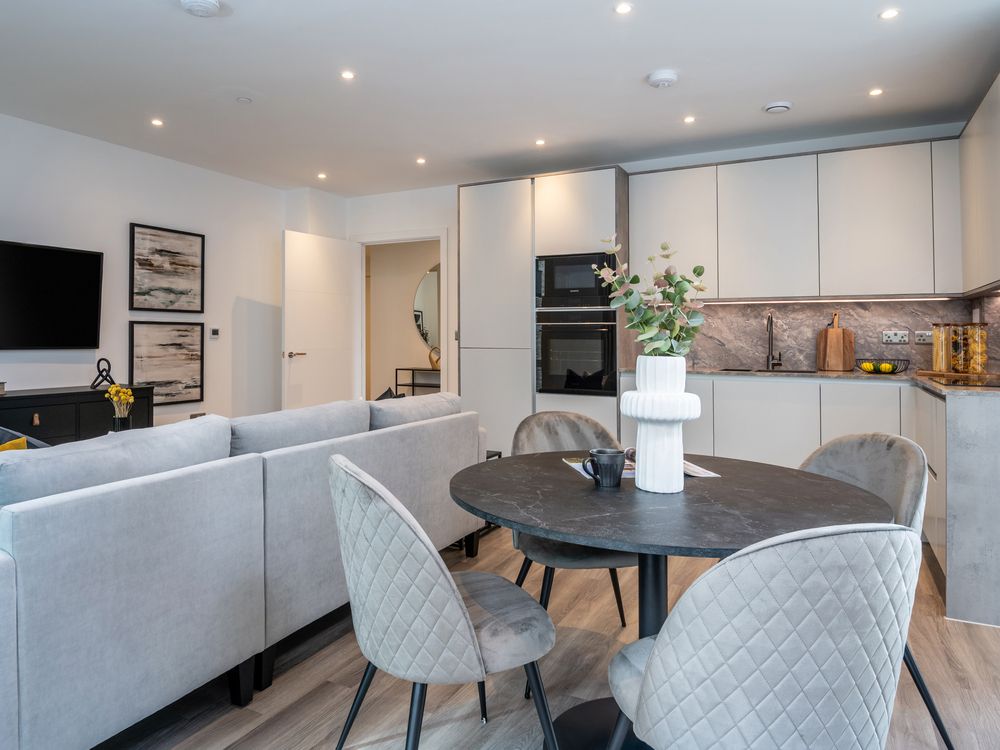 Property photo 2 of 7 Kitchen/Dining