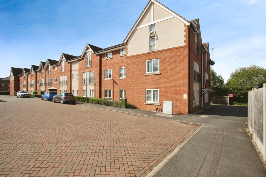 Property photo 2 of 17