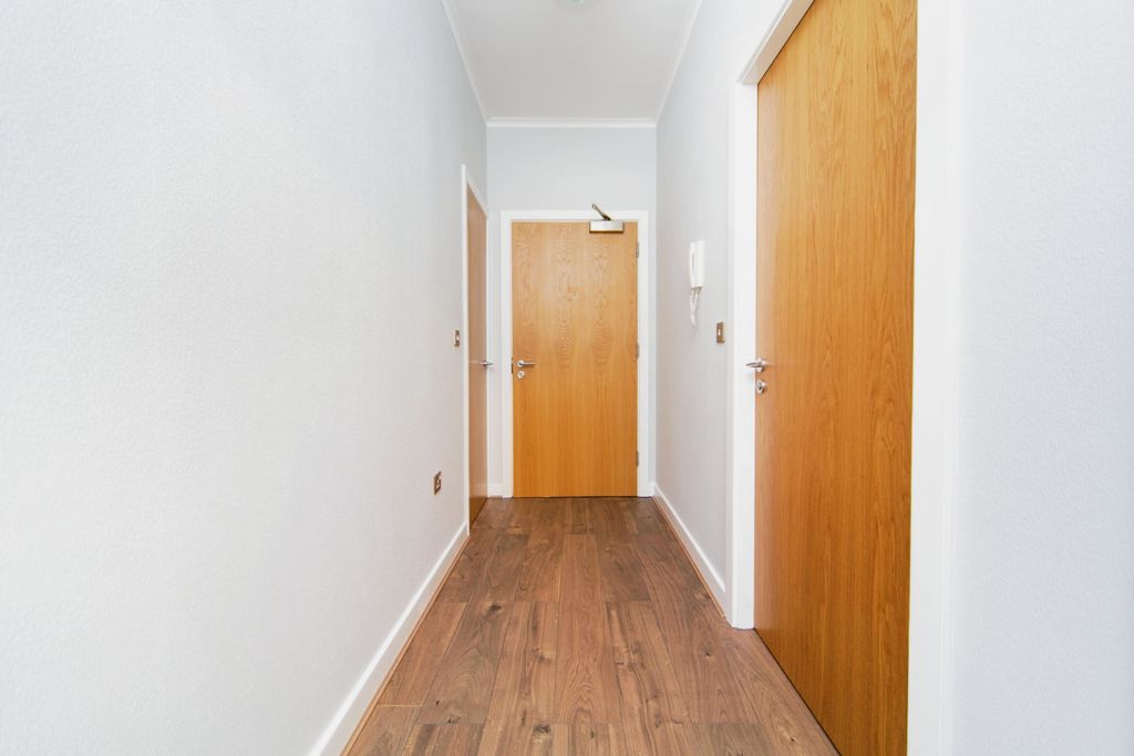 Property photo 3 of 17 Photography