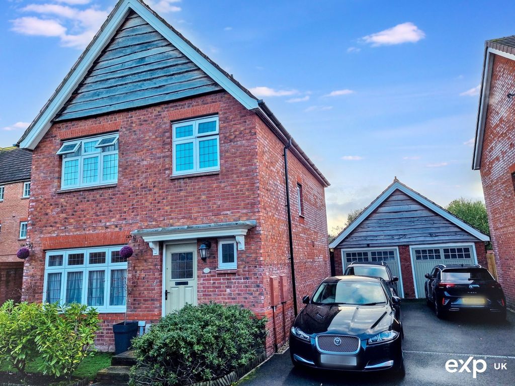 Property photo 1 of 27