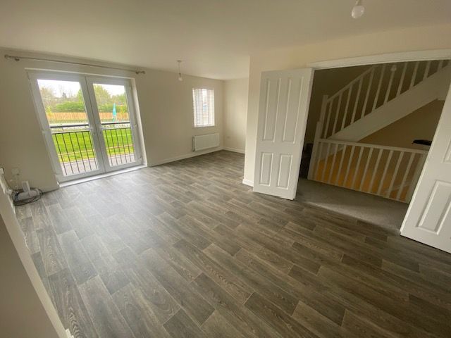 Property photo 3 of 12 Image