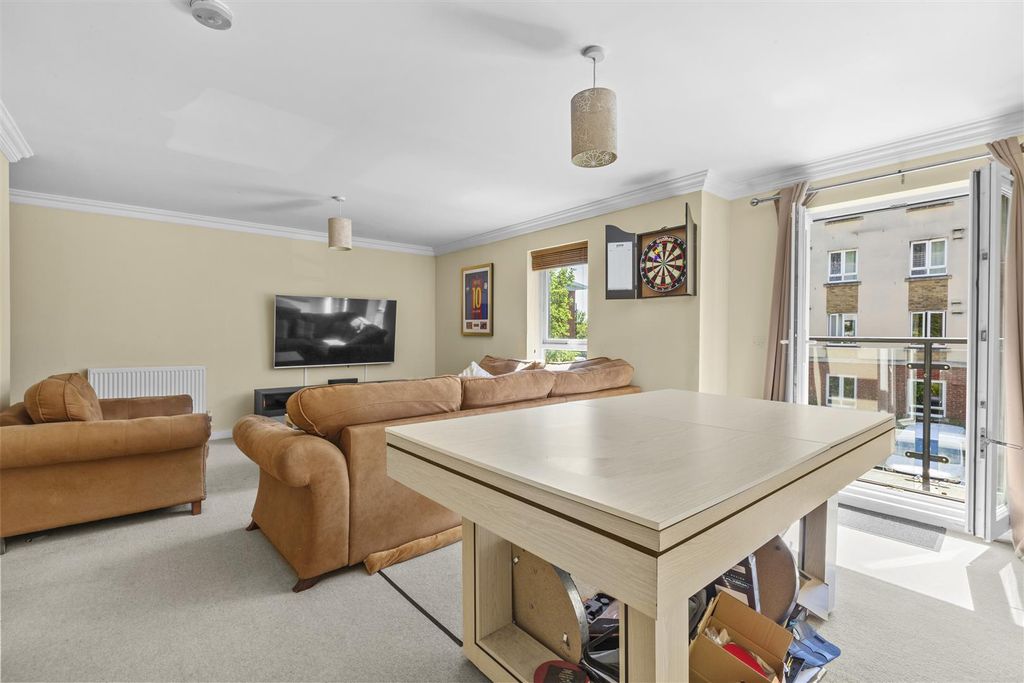 Property photo 3 of 15