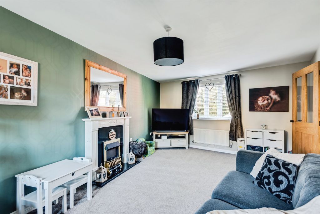 Property photo 3 of 16