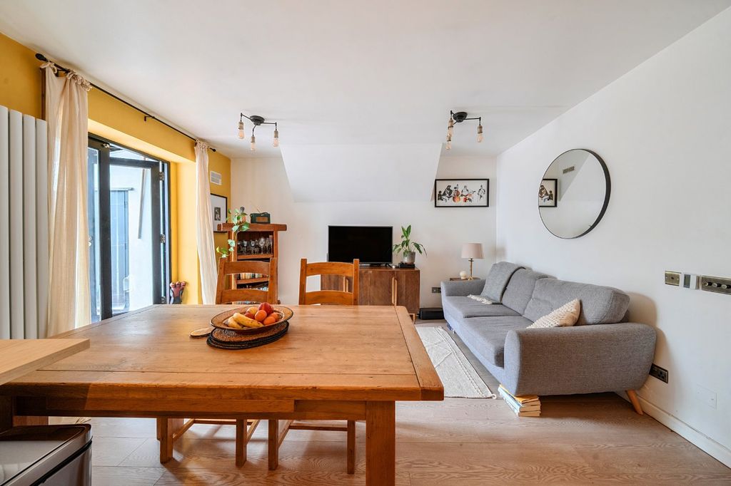 Property photo 2 of 20 Picture No. 38