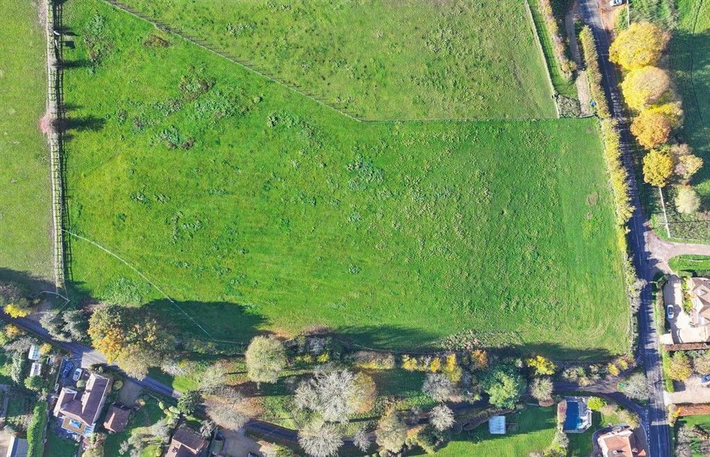 Property photo 1 of 3