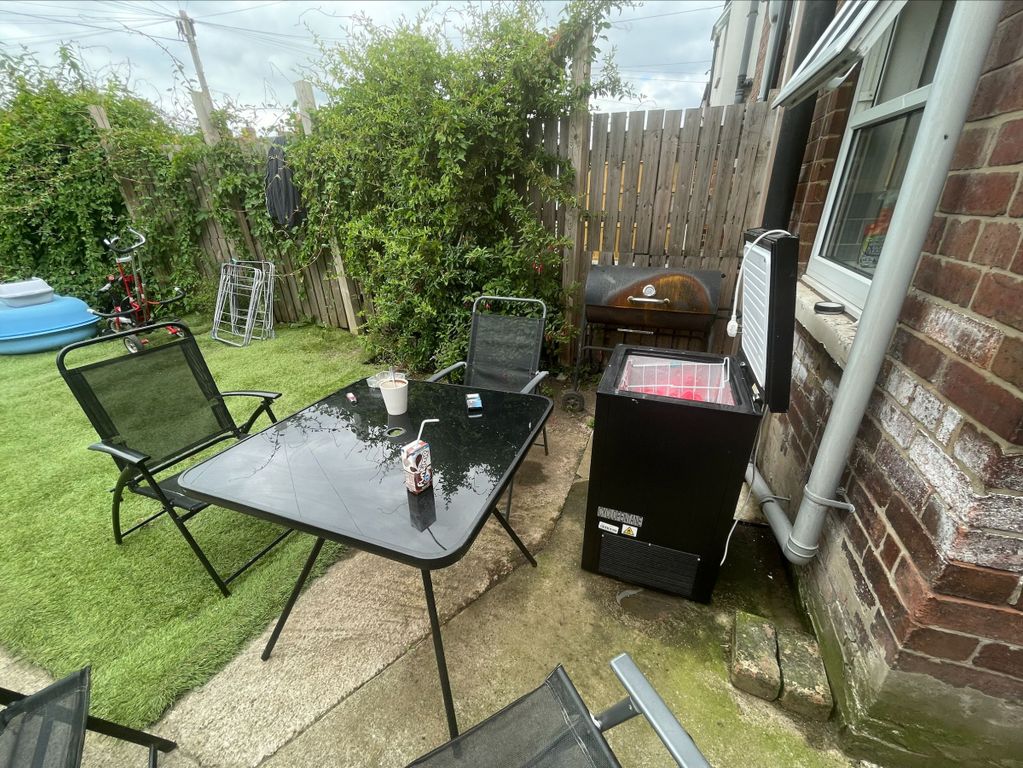 Property photo 3 of 8