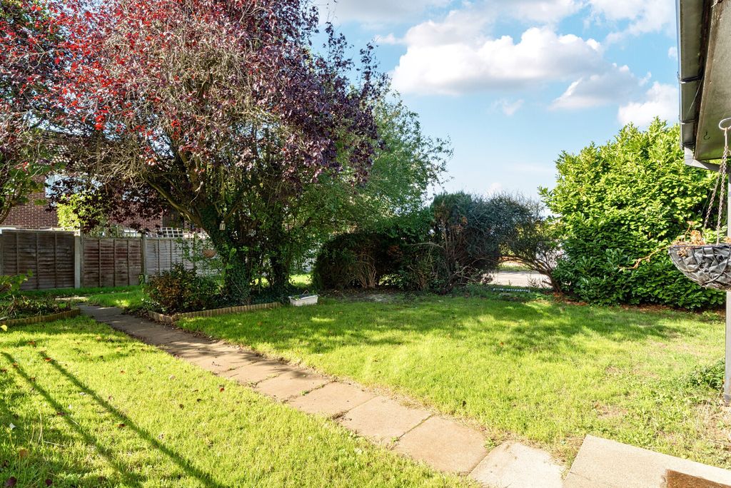 Property photo 2 of 11 1355791-3-68c7Da9...
