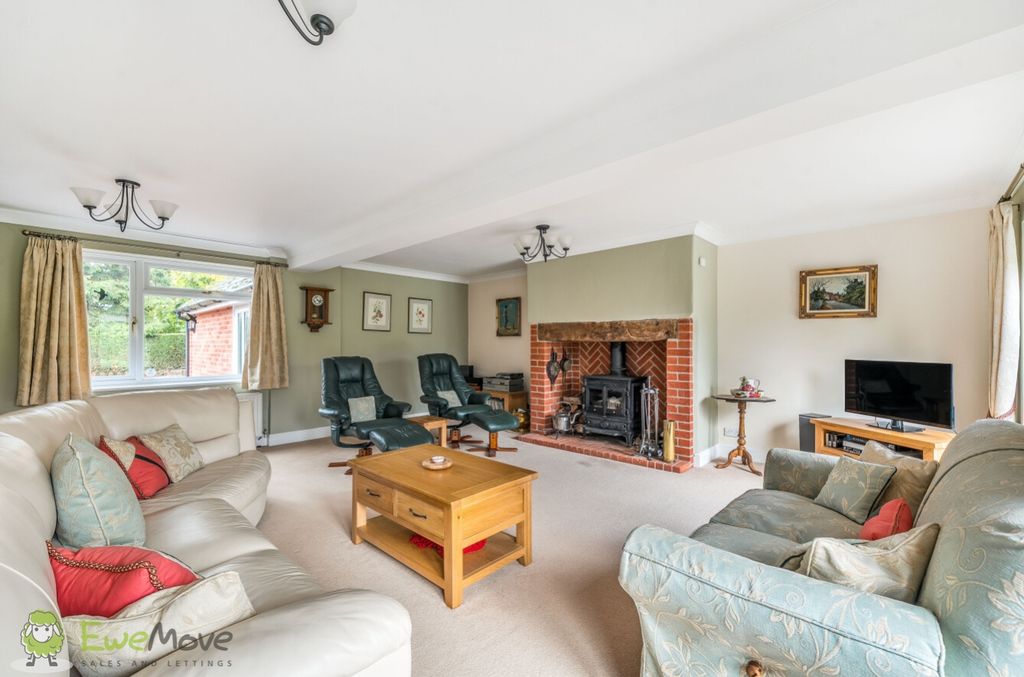 Property photo 2 of 26 Living Room