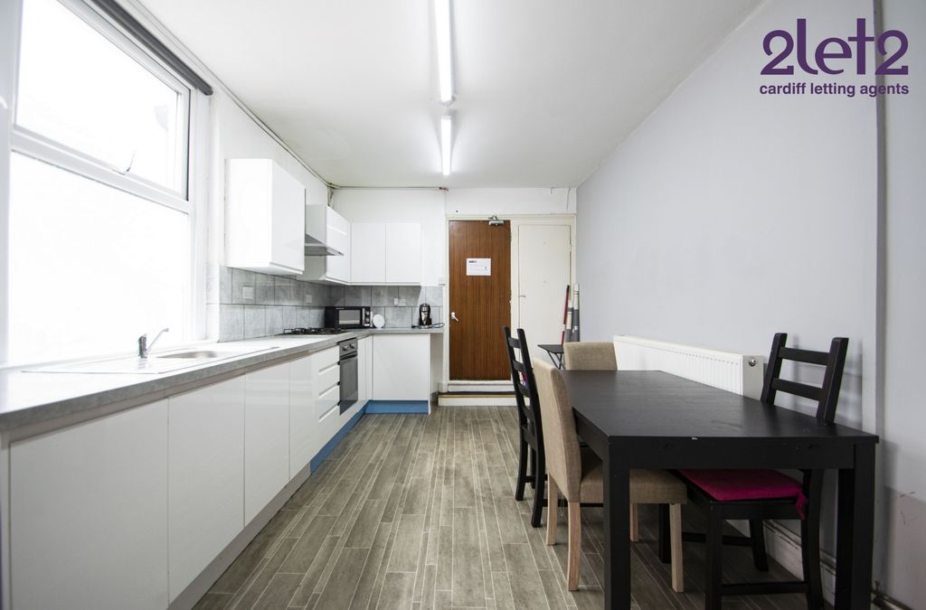 Property photo 2 of 15 Photo 1