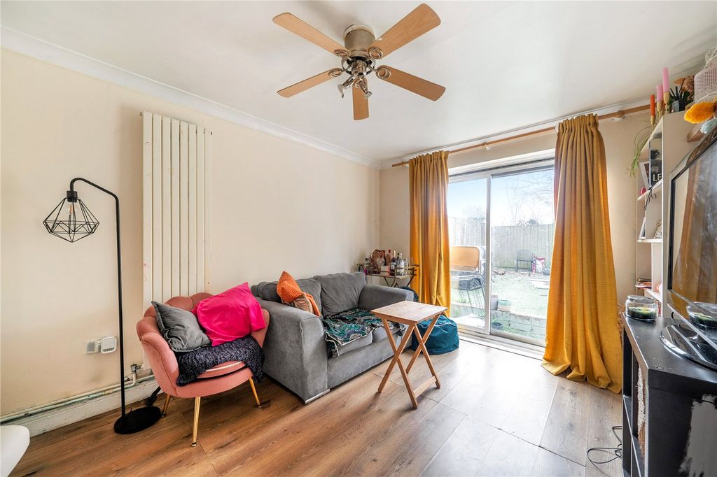 Property photo 1 of 12 Reception Room