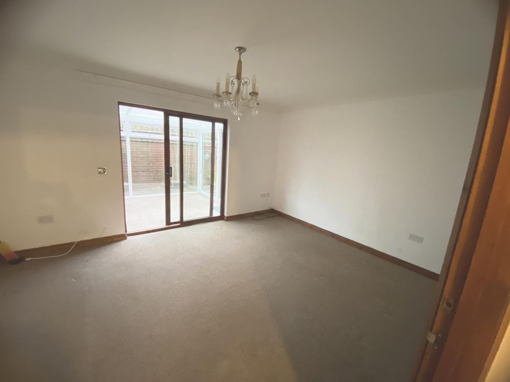 Property photo 2 of 10 Photo 2