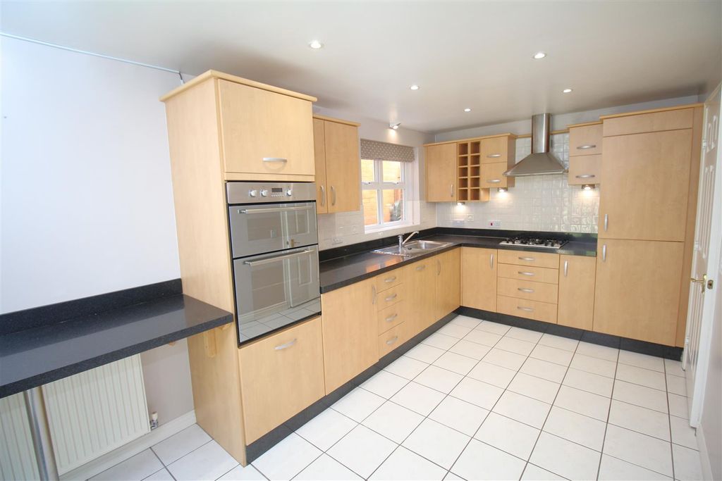 Property photo 2 of 13 Img_7809.Jpg