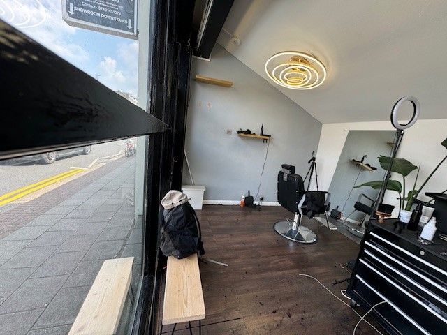 Property photo 3 of 6 Photo 6