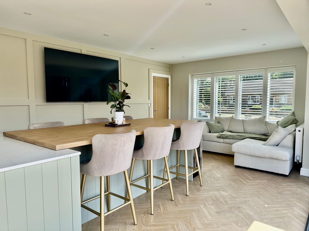 Property photo 2 of 55 Img_7378