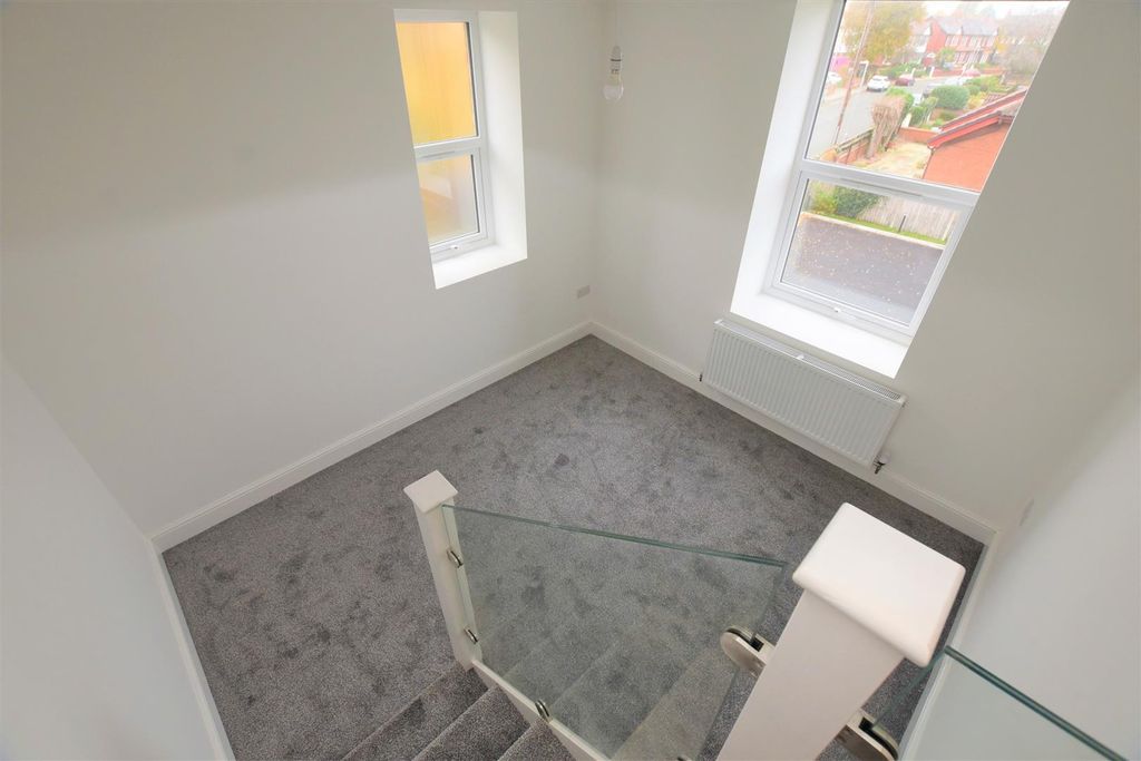 Property photo 3 of 11 Dsc_1065 (2).Jpg