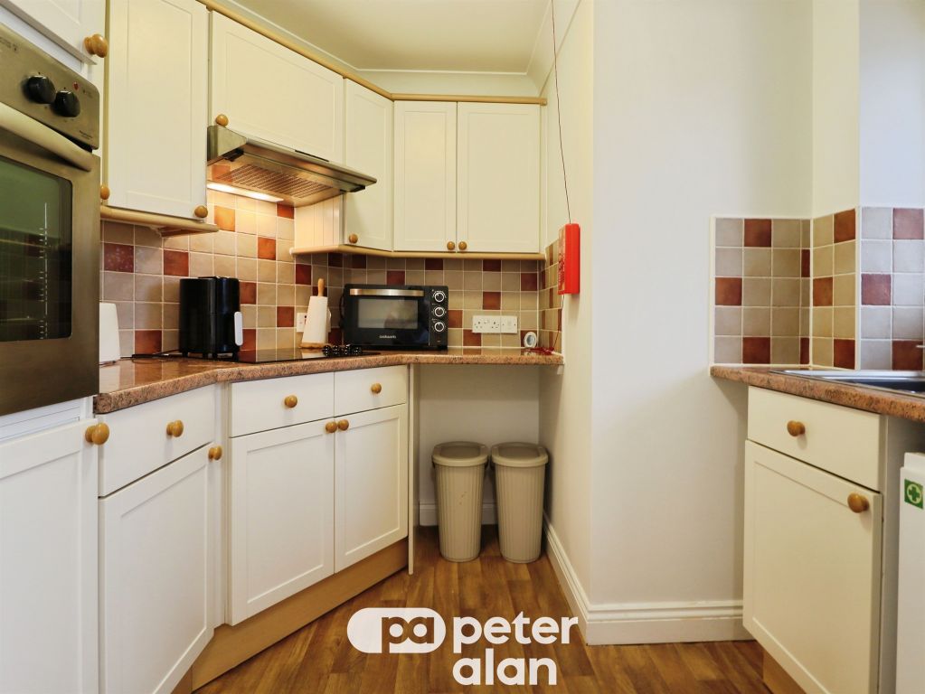 Property photo 3 of 15